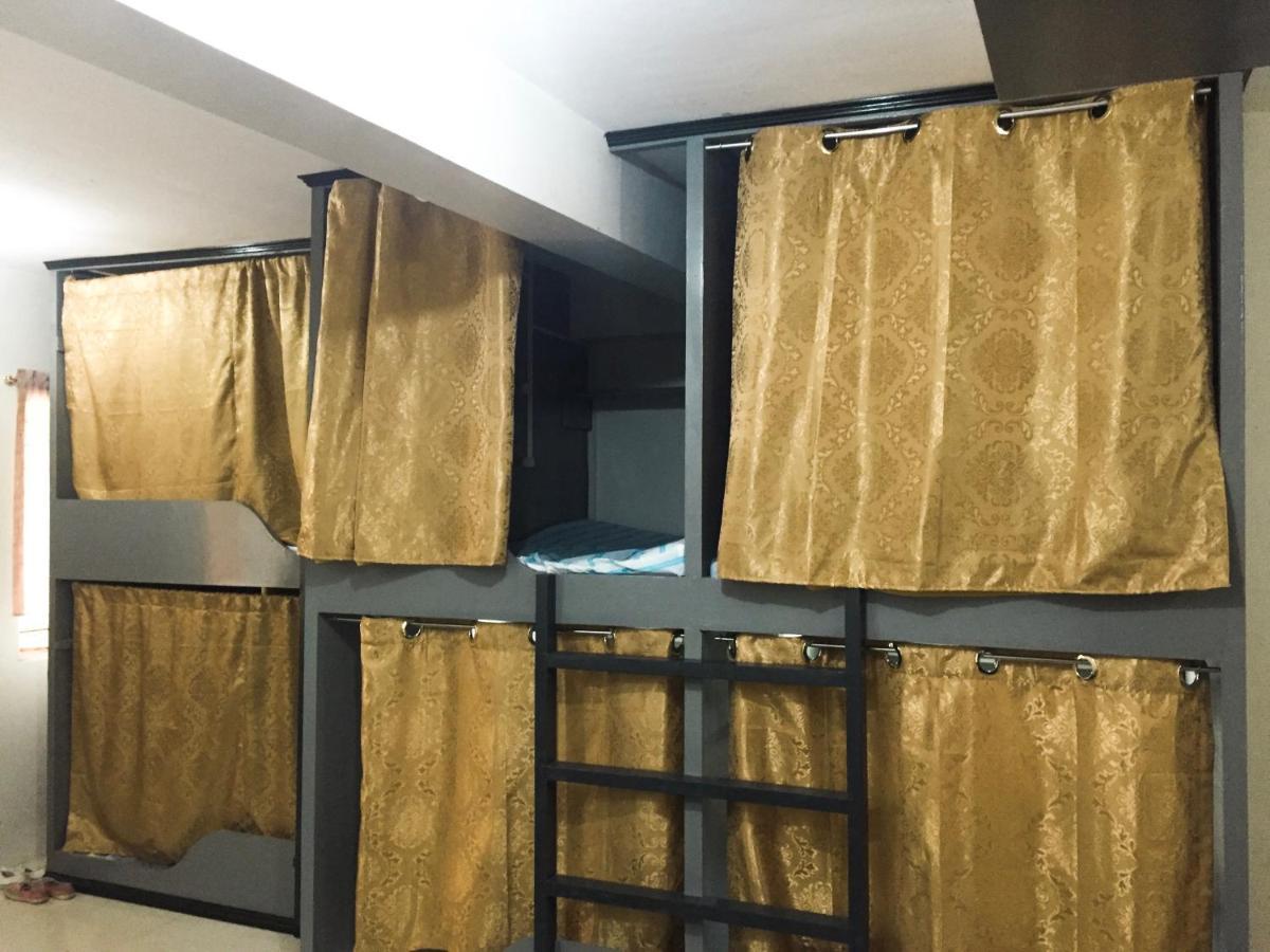 ホテル Sleepadz - Capsule Beds Dormitel In Magsaysay Ave Naga エクステリア 写真